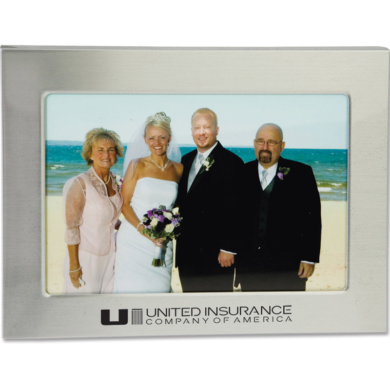 4" x 6" Sleek Border Photo Frame